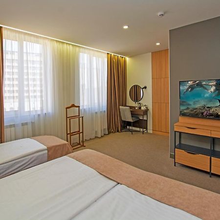 Cartez Hotel Yerevan Exterior photo