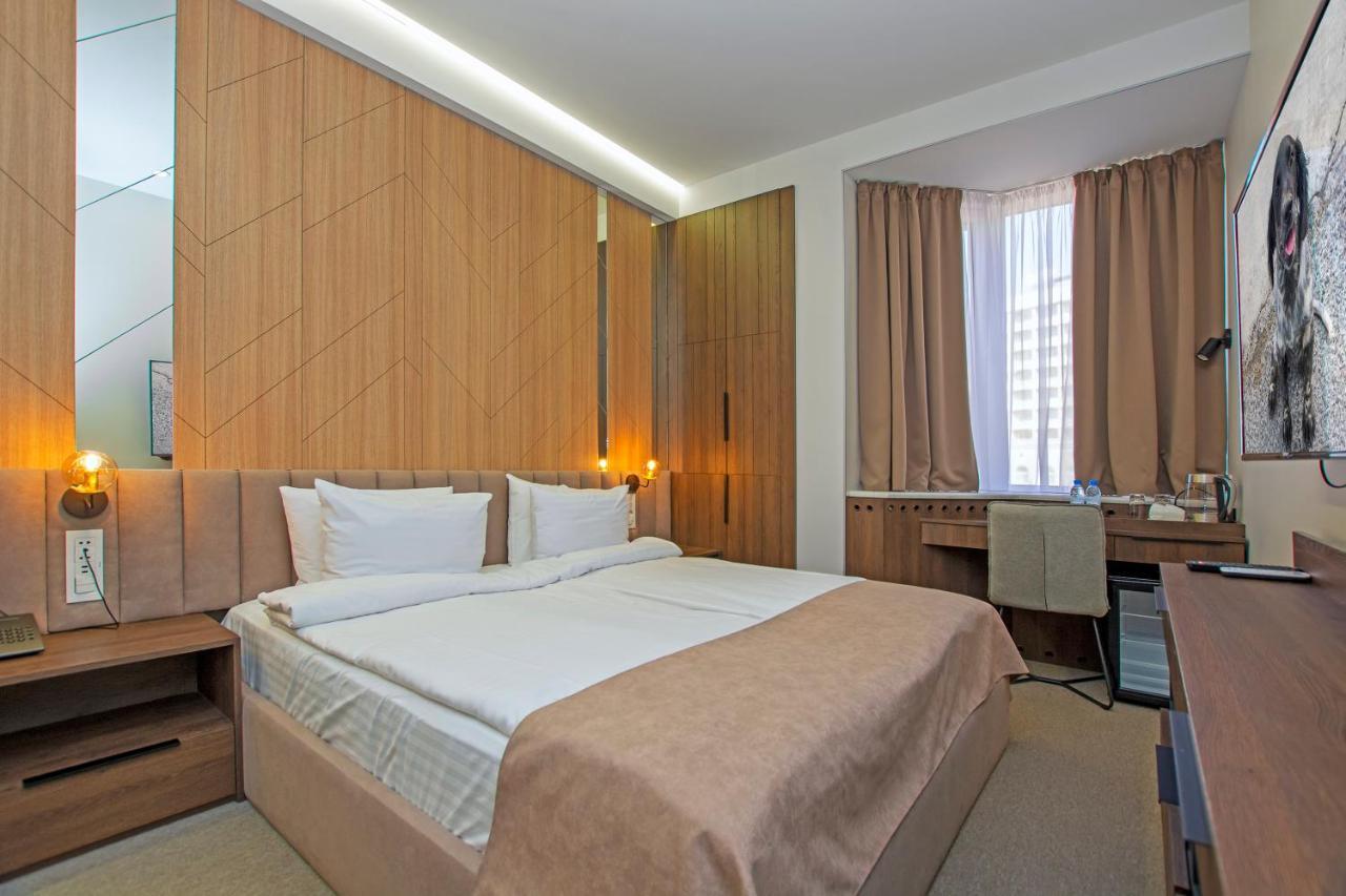 Cartez Hotel Yerevan Exterior photo